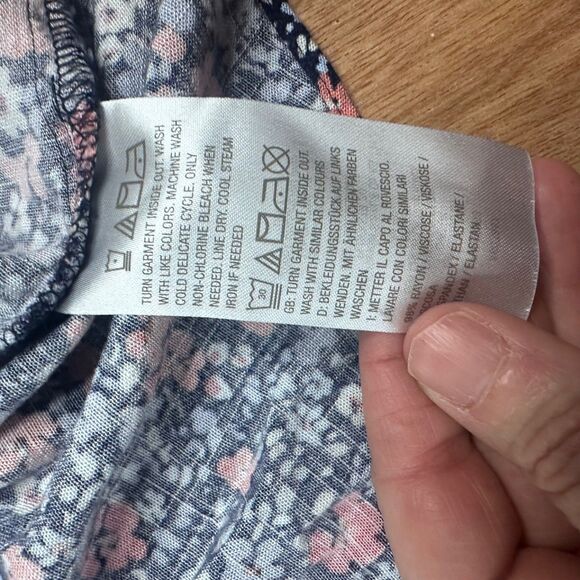 Isaac Mizrahi Live Floral Blouse Navy Pink Blue V Neck 3/4 Sleeve Womens L - Picture 5 of 5